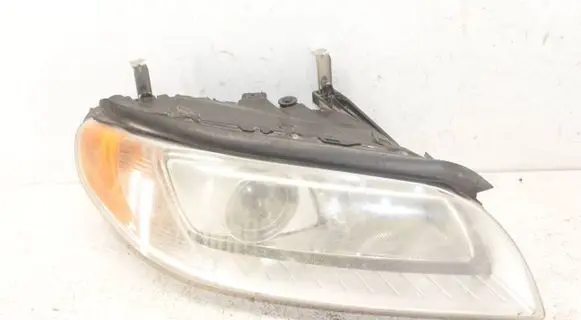 Volvo V70 Headlight/headlamp 31214348 6333200001