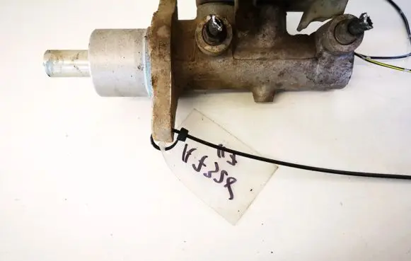 Mazda 3 I Master brake cylinder