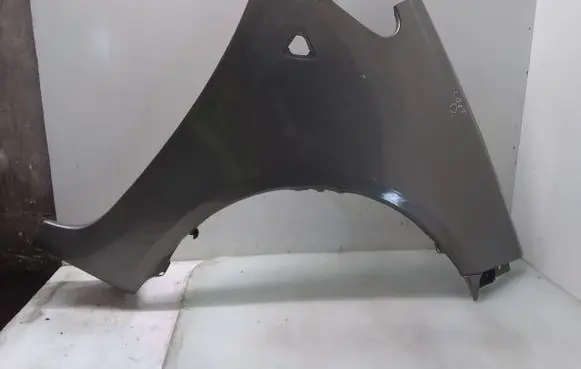 Mitsubishi Colt Fender