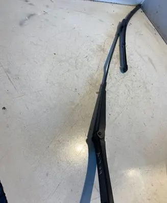 Audi A4 S4 B8 8K Front wiper blade arm