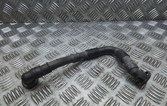 Volkswagen Transporter - Caravelle T5 Breather hose/pipe 03L103493K