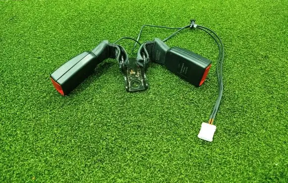 Citroen C4 Cactus Rear seatbelt buckle 98059713XT 34165600