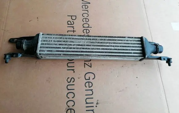 Opel Corsa D Intercooler radiator 440926702