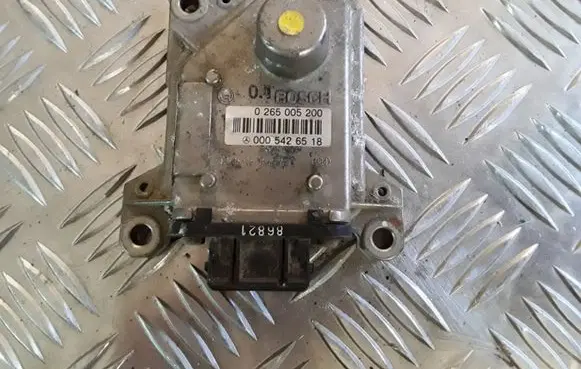 Mercedes-Benz A W168 ESP acceleration yaw rate sensor 0265005200 0005426518
