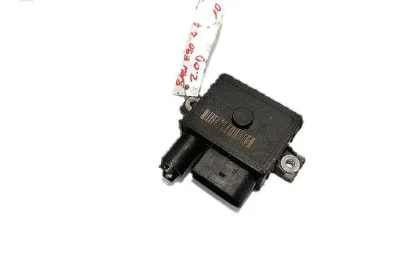 Glow plug pre-heat relay