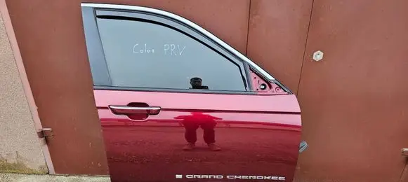 Jeep Grand Cherokee WL Front door 