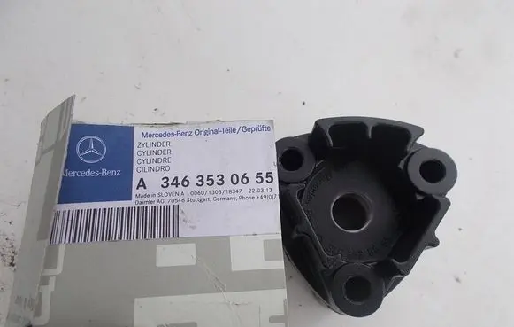 Mercedes-Benz C W205 Driveshaft outer CV joint A3463530655