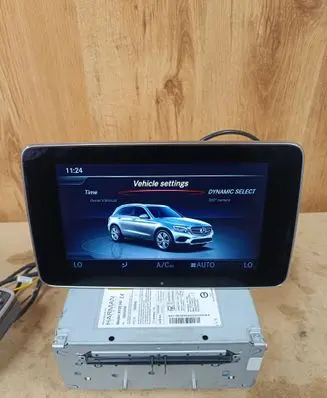 Radio/CD/DVD/GPS head unit