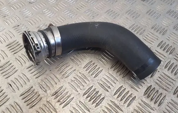 Toyota Avensis T270 Intercooler hose/pipe 081128
