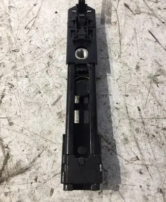 Volkswagen Touran I Front passenger seat rail trim 1T0857819 00029777