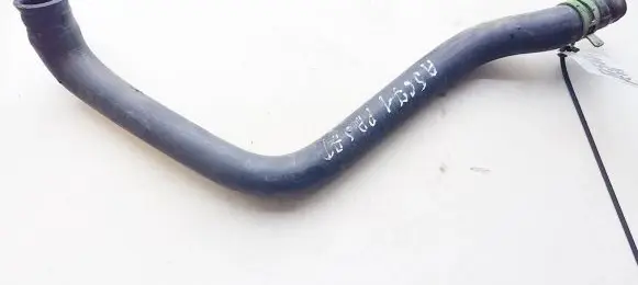 Volkswagen PASSAT B3 Engine coolant pipe/hose 357819371e