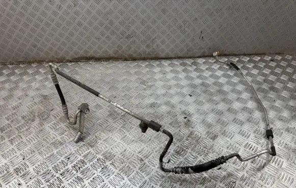 BMW 1 E81 E87 Air conditioning (A/C) pipe/hose 9151737