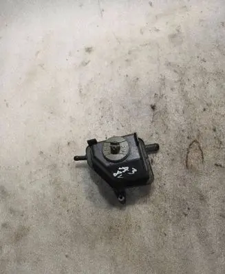 Audi A3 S3 8L Power steering fluid tank/reservoir 