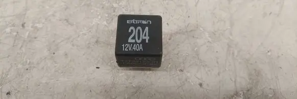 Volkswagen PASSAT B5 Other relay 431951253H