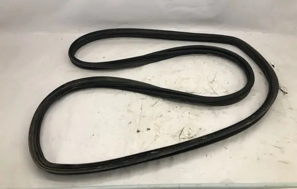 Mercedes-Benz E W213 Seal rubber (tailgate) 