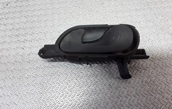 Peugeot 806 Front door interior handle 1470970077