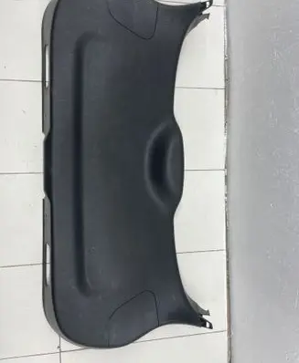 Renault Kadjar Tailgate trim 909002389R 156088210
