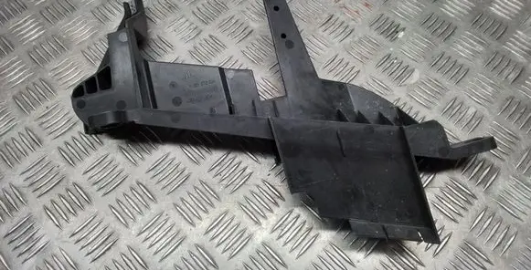 BMW X3 E83 Headlight/headlamp mounting bracket 1301073024
