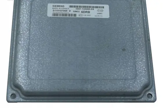 Ford Focus Engine control unit/module 3S6112A650EB