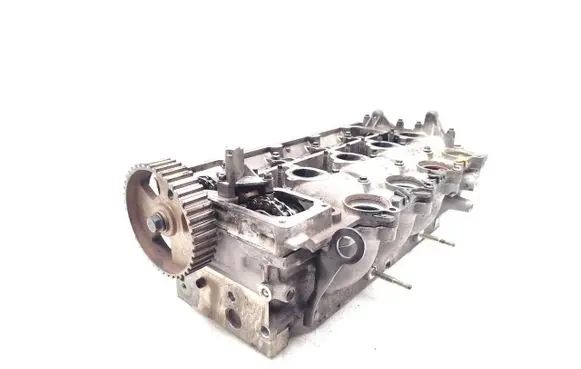 Citroen Xsara Picasso Engine head 9641752610 9642645380