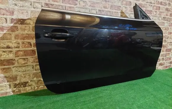 Audi A5 8T 8F Front door