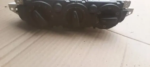 Ford Focus Climate control unit