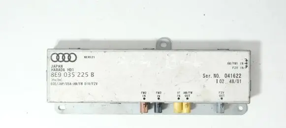 Audi A4 S4 B6 8E 8H Antenna control unit 8E9035225B
