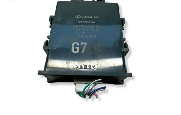 Toyota Yaris XP210 Other control units/modules 865720D020