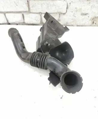 Nissan Primastar Air intake duct part 8200865653 58586 93861963
