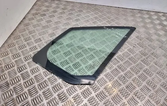 Ford Tourneo Front door vent window glass four-door 43R00097
