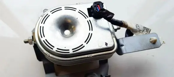 Mazda 6 Alarm system siren gs1d67sb0