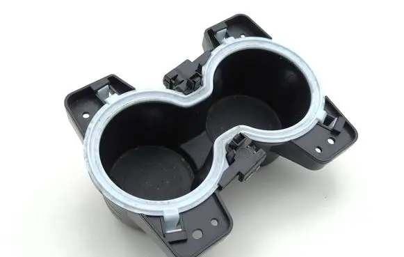 Jeep Cherokee Cup holder front 