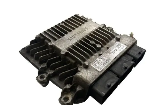Ford Focus Engine control unit/module 3M5112A650AB 5WS40211BT