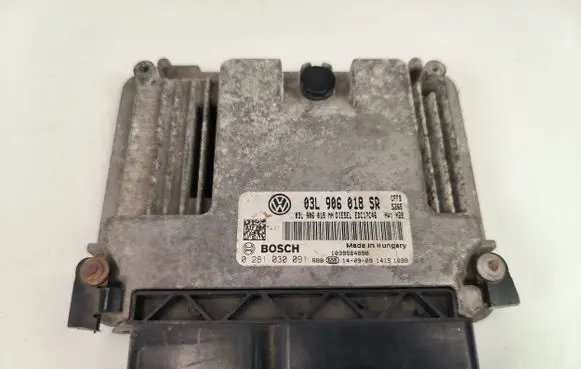 Skoda Superb B6 (3T) Engine control unit/module 03L906018MH 03L906018SR 0281030091