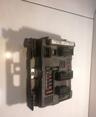 Citroen C5 Fuse module S118470005C 9643498680