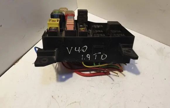 Volvo S40, V40 Fuse module