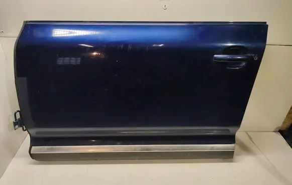 Volkswagen Touareg I Front door
