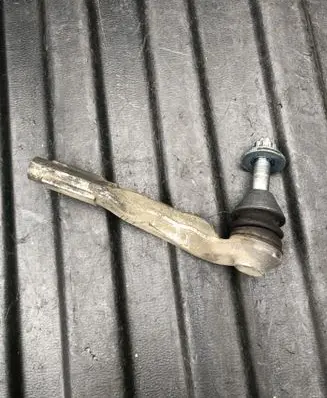 Mercedes-Benz GLC X253 C253 Steering tie rod end A2134605401