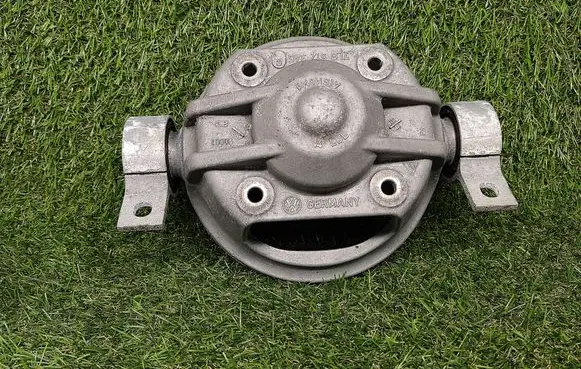 Coil spring mount