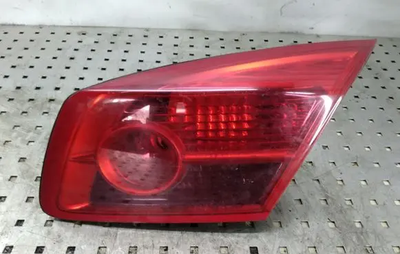 Renault Vel Satis Tailgate rear/tail lights 8200014363 89021294 89023907