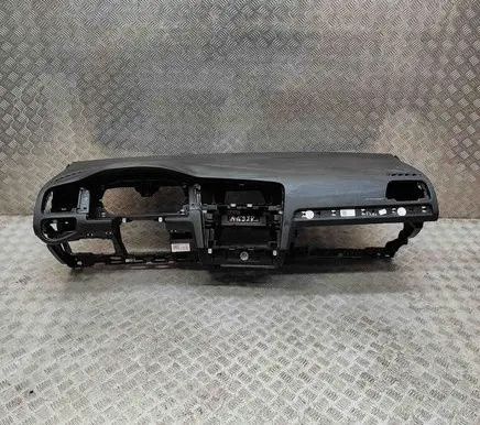 Volkswagen Golf VII Dashboard 5G1858296