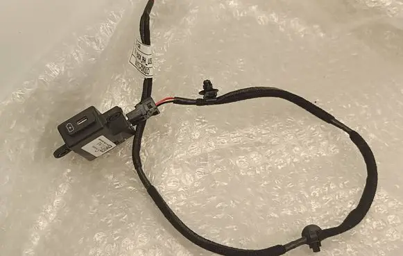 KIA EV6 USB socket connector 96125CV110 10R0611594 2204201356