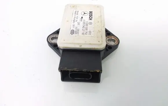 Mercedes-Benz E W211 ESP acceleration yaw rate sensor 0265005752 A0055422718 1275100618