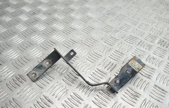 Volvo S70 V70 V70 XC Fog light bracket 9151786