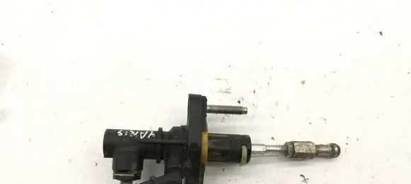 Clutch slave cylinder