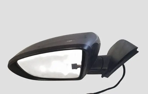 Nissan Qashqai Front door electric wing mirror E11026202 E11036202