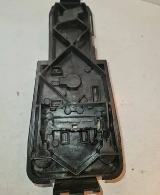 Volkswagen PASSAT B2 Tail light bulb cover holder 321945257G