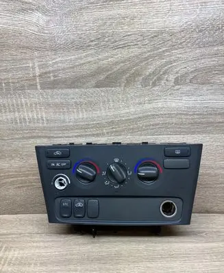 Volvo S60 Climate control unit 7923