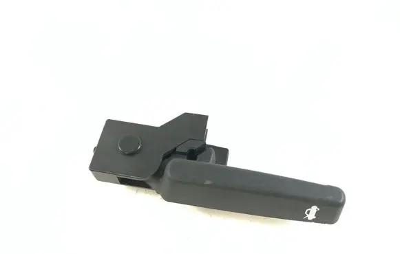 Chevrolet Cruze Engine bonnet (hood) release handle