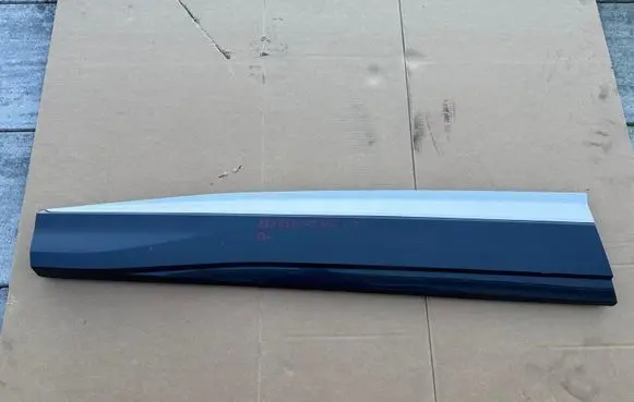 Audi Q4 e-tron Front door trim (molding) 89A853959B AU2032A10